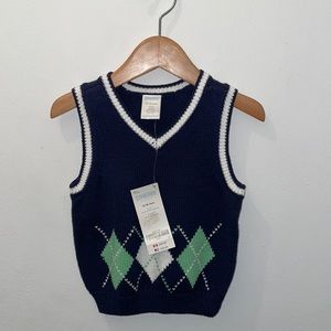 Gymboree toddler preppy knitted argyle sweater vest. Navy, white 12 - 18 months.